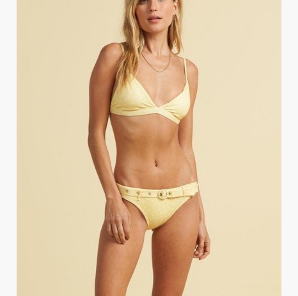 NWT Salty Blonde Sundipped Triangle Bikini Top Size L